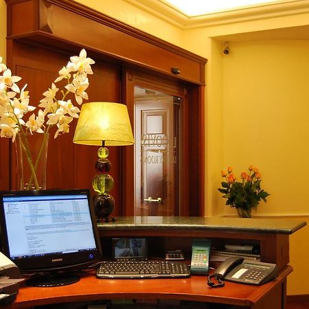 Luxury Ludovisi Rooms Rome Exterior photo