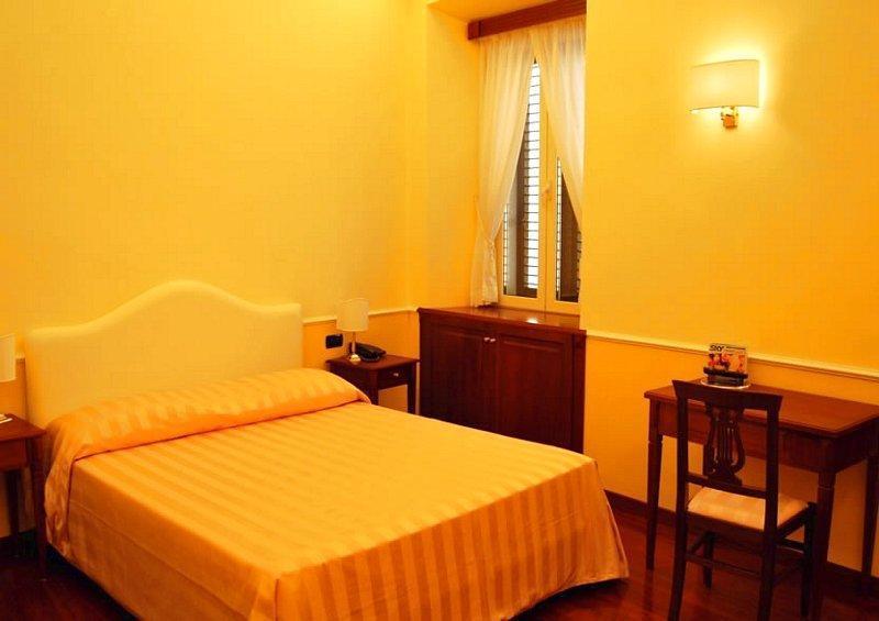 Luxury Ludovisi Rooms Rome Exterior photo