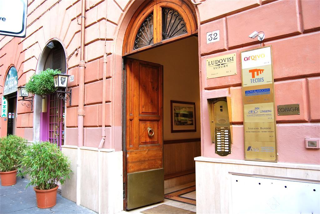 Luxury Ludovisi Rooms Rome Exterior photo