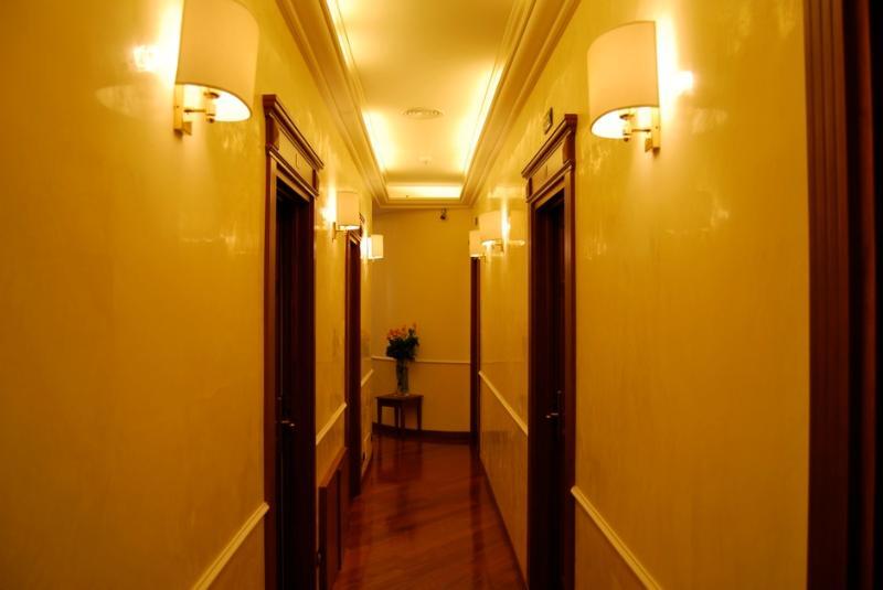 Luxury Ludovisi Rooms Rome Exterior photo