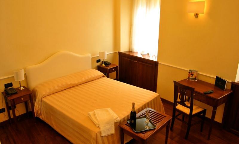Luxury Ludovisi Rooms Rome Exterior photo