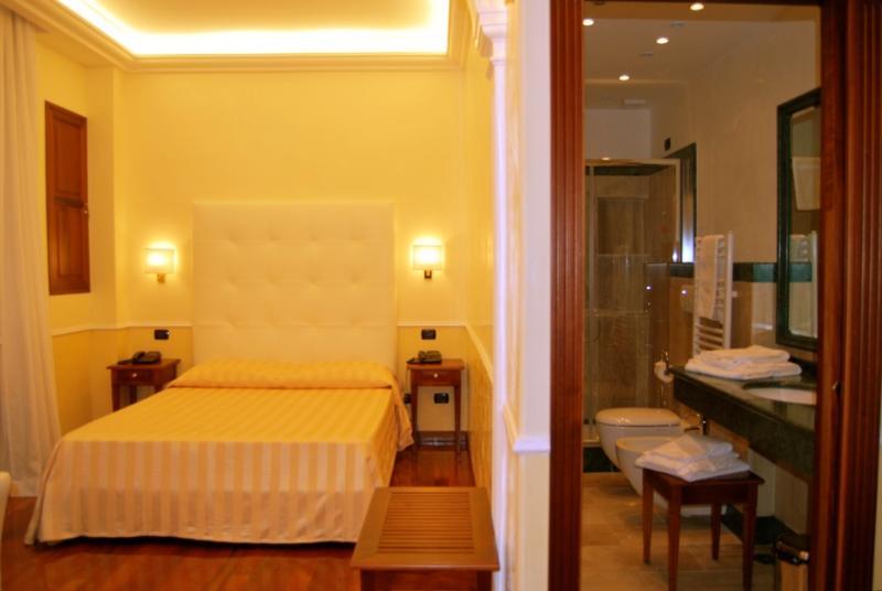 Luxury Ludovisi Rooms Rome Exterior photo