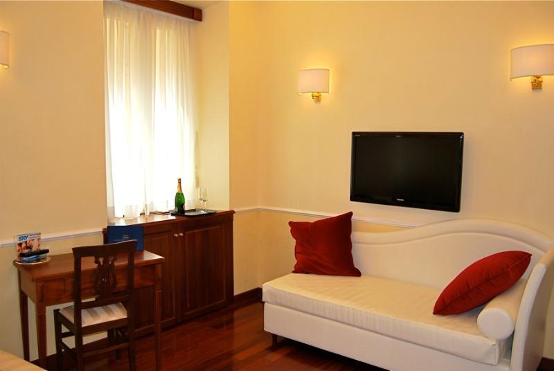 Luxury Ludovisi Rooms Rome Exterior photo